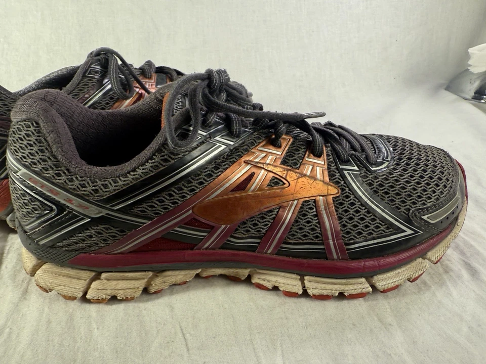 Brooks Adrenaline GTS 17 1202311 MULTI COLOR RUNNING SNEAKERS WOMENS SIZE 11B WW - Image 4 of 4