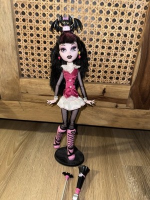 Monster High Draculaura Basic