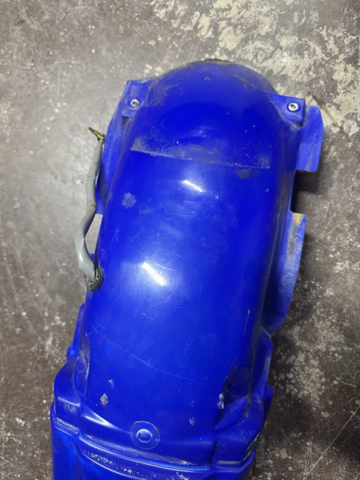 Guardabarros trasero Yamaha OEM WR400F CON LUZ TRASERA 1999 2000 2001 WR426F Foto 4 de 4