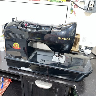 SINGER Model 160 Sewing Machine 160th Anniversary Limited Edition SINGER Model 160 Sewing Machine 160th Anniversary Limited Edition
