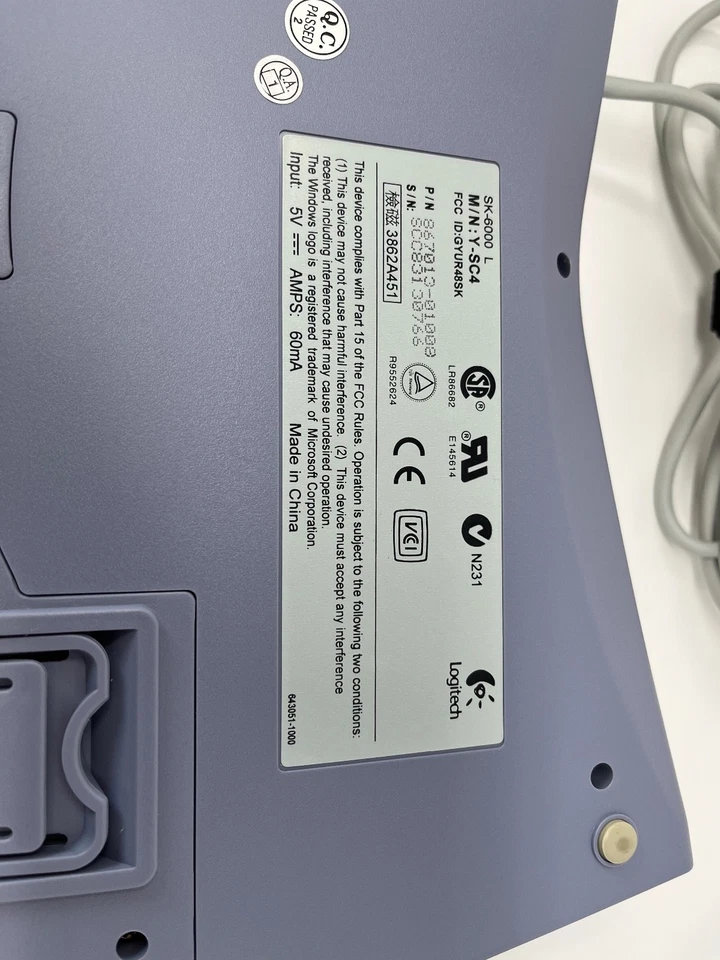 Logitech NewTouch Keyboard SK-6000L Y-SC4 PS/2 Ergonomic w/ Touchpad & Box Teste - Image 4 of 4