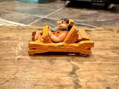Vintage 1982 Corgi Juniors Flintstones Freds Flyer Log Car Diecast HB Prod 128