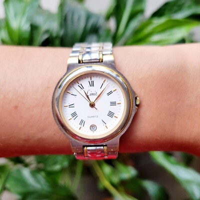 Swiss Heno Classic Quartz Dainty Silver Roman Numerals Watch (VINTAGE) Heno - Swiss | Accessories | Swiss Heno Classic Quartz  main image 4