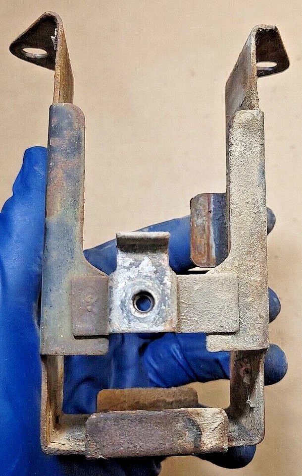 Yamaha LT2 1972 100 caja de batería 304-21240-00-33 estuche soporte LT2M Foto 4 de 4