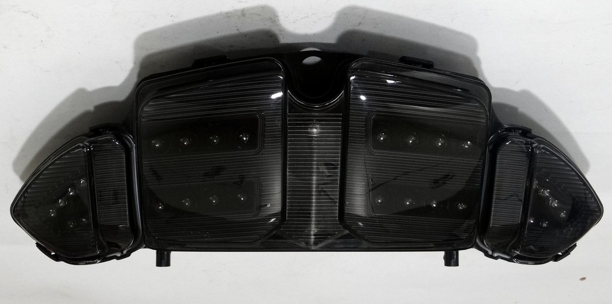 2001〜2005年式　FJR1300　クリアテールランプ 2001〜2005年式 FJR1300 クリアテールランプ - メルカリ