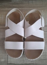 Skechers Women's Luxe Foam Sandals  Uk Size 5.  Cream.  Vgc