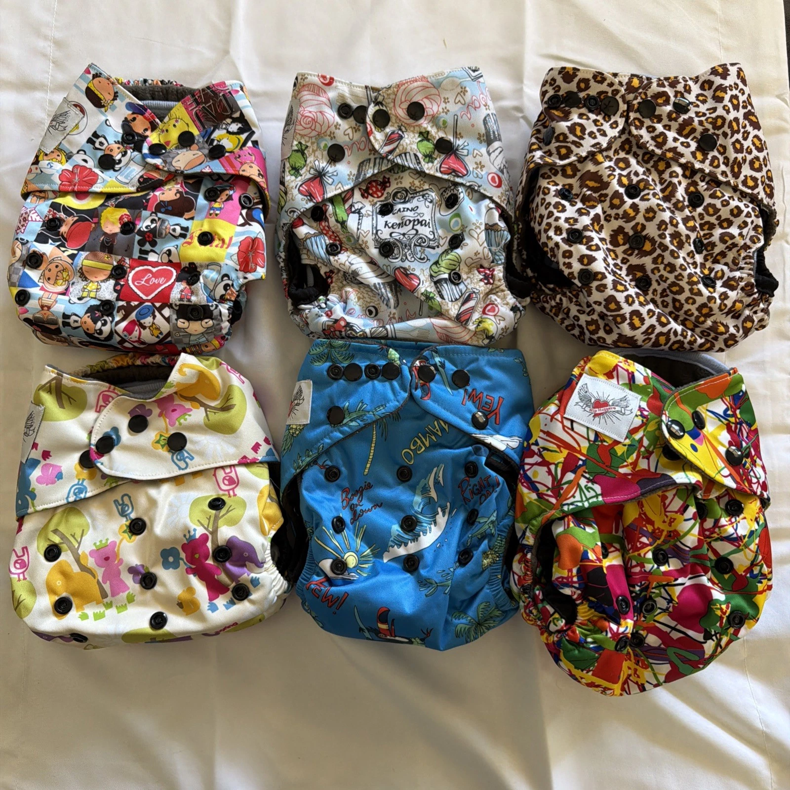 Lot of 6 Hip Huggers Reusable Cloth Diapers, One Size, Insert Included w/Diaper