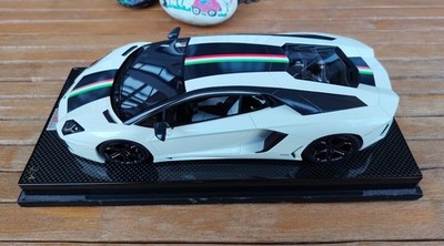 MR MODELS 1/18 LAMBORGHINI AVENTADOR (LAMB06IT) LIMITED EDITION 24/50