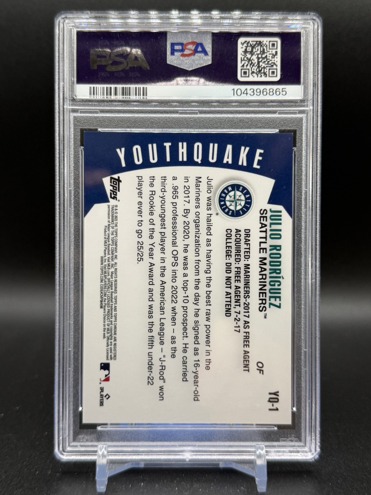 2023 TOPPS CHROME #YQ-1 JULIO RODRIGUEZ YOUTHQUAKE GOLD REFRACTOR 25/50 PSA 9 MT view 2
