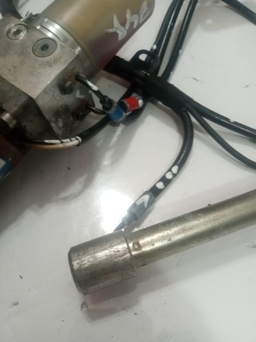 07-13 Mercedes W221 S63 AMG S550 Trunk Lid Locking Hydraulic Pull Down Pump OEM - Picture 16 of 17
