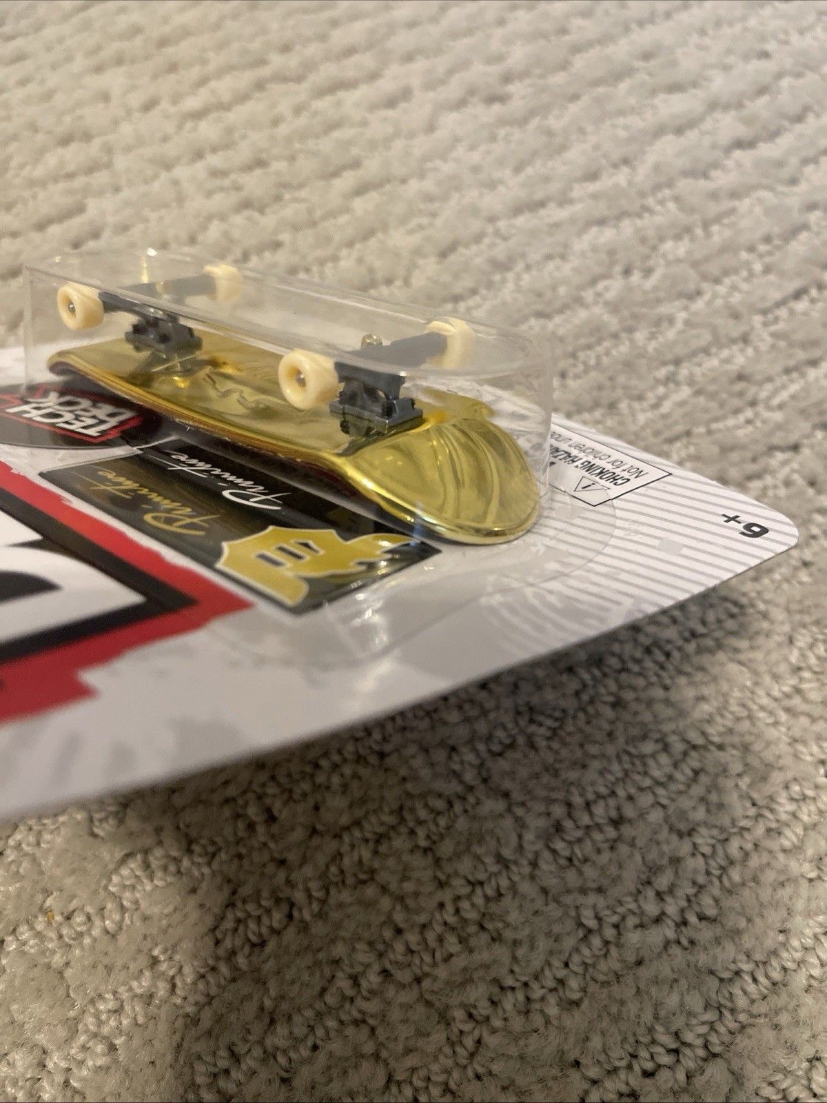 Tech Deck Primitive Solid GOLD Ultra Rare CHASE Fingerboard Skateboard New