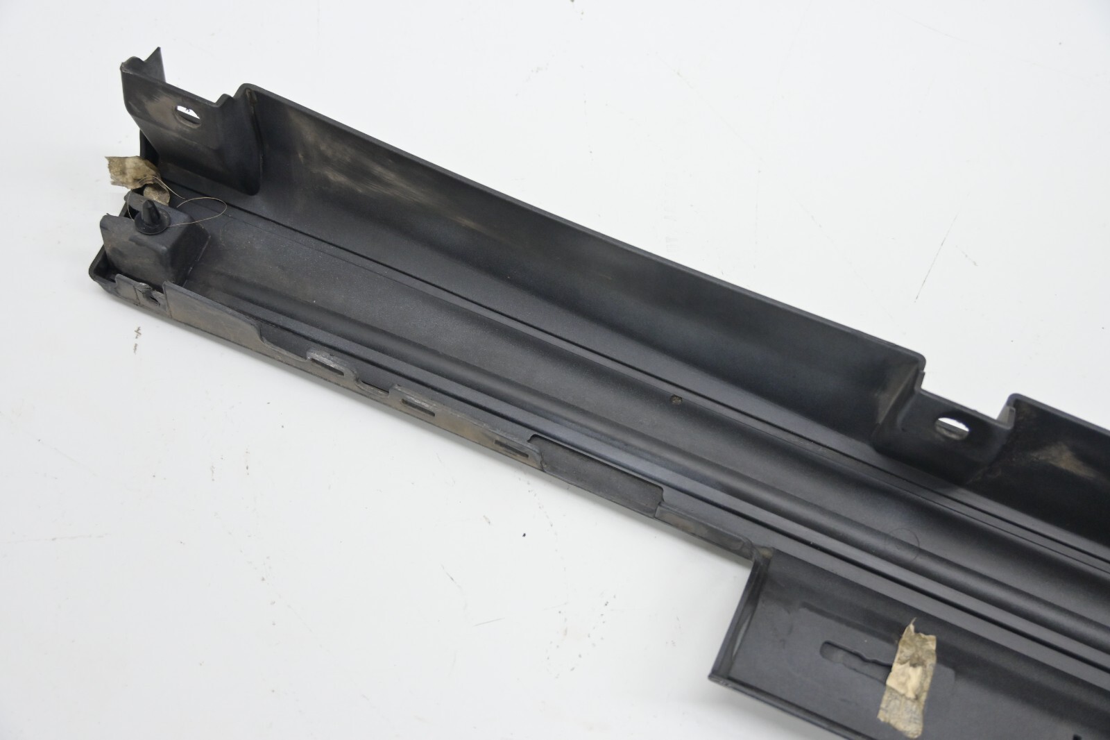 ⭐ 14-17 Maserati Ghibli Left Driver Lower Rocker Panel Molding Cover Blk Oem