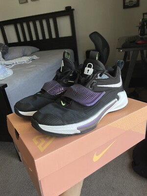 Size 7 - Nike giannis freak 3 project 34.   only used 1 time. with box