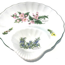 Royal Worcester - Worcester Herbs Shell Shaped Nibbles Dish