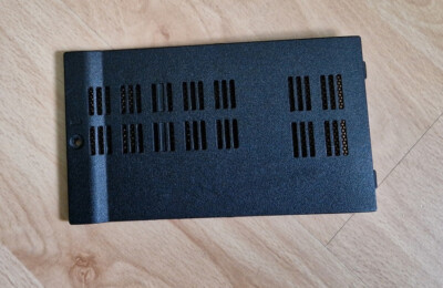 Abdeckung Cover Door HDD Festplatten AP06R000200 aus Acer eMachines E625