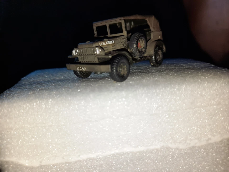 Roco minitanks 1 pz Dodge ww2 ,cold war verniciato green NATO scala 1/87 - Immagine 4 di 4