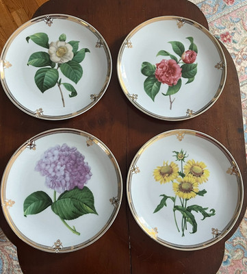 VINTAGE FORMALITIES BY BAUM BROTHERS SET OF 4 FLORAL SALAD PLATES IN ORIG BOX!