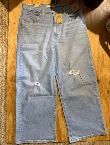 Levi's Women's High-Rise Wide-Leg Light Wash Blue Distressed Denim Jeans