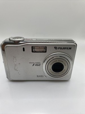 Fujifilm FinePix F Series F460 5.1MP Digital Camera - For Parts