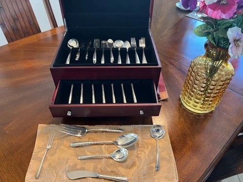 Silver Flutes By Towle: 8 PLACESETTING plus serving pieces 54  Pieces Total