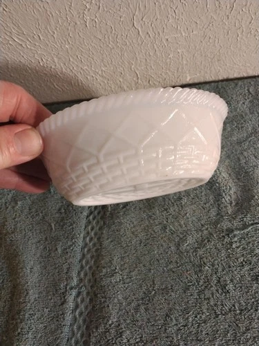 Vintage Westmoreland Milk Glass Small Hen On Nest Bottom Base ONLY