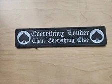 MOTORHEAD, EVERYTHING LOUDER THAN.., SEW ON WHITE EMBROIDERED PATCH