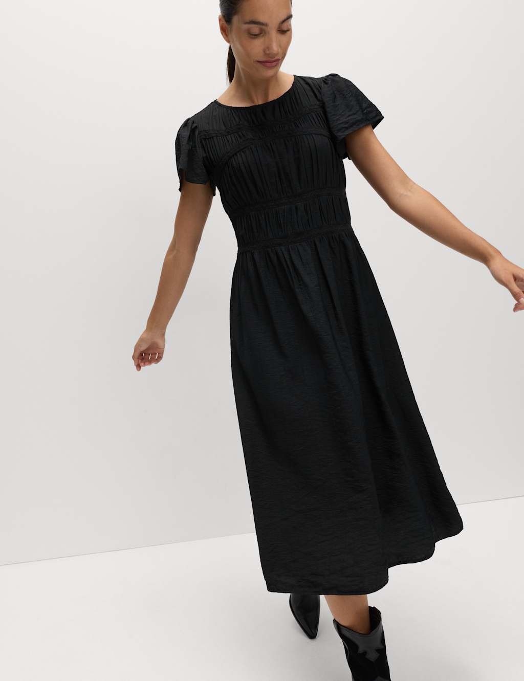 Marks & Spencer Womens Viscose A line Midi Short sleeved Dress in Black - M&S