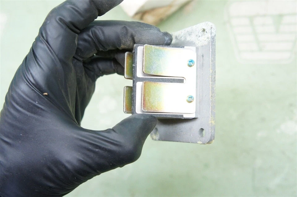 YAMAHA НОВЫЙ 311-13610-01 ТРОСТНИКОВЫЙ КЛАПАН В СБОРЕ RT2 DT2 RT3 YZ125 YZ80 YZ100 MX125 E - Изображение 4 из 4