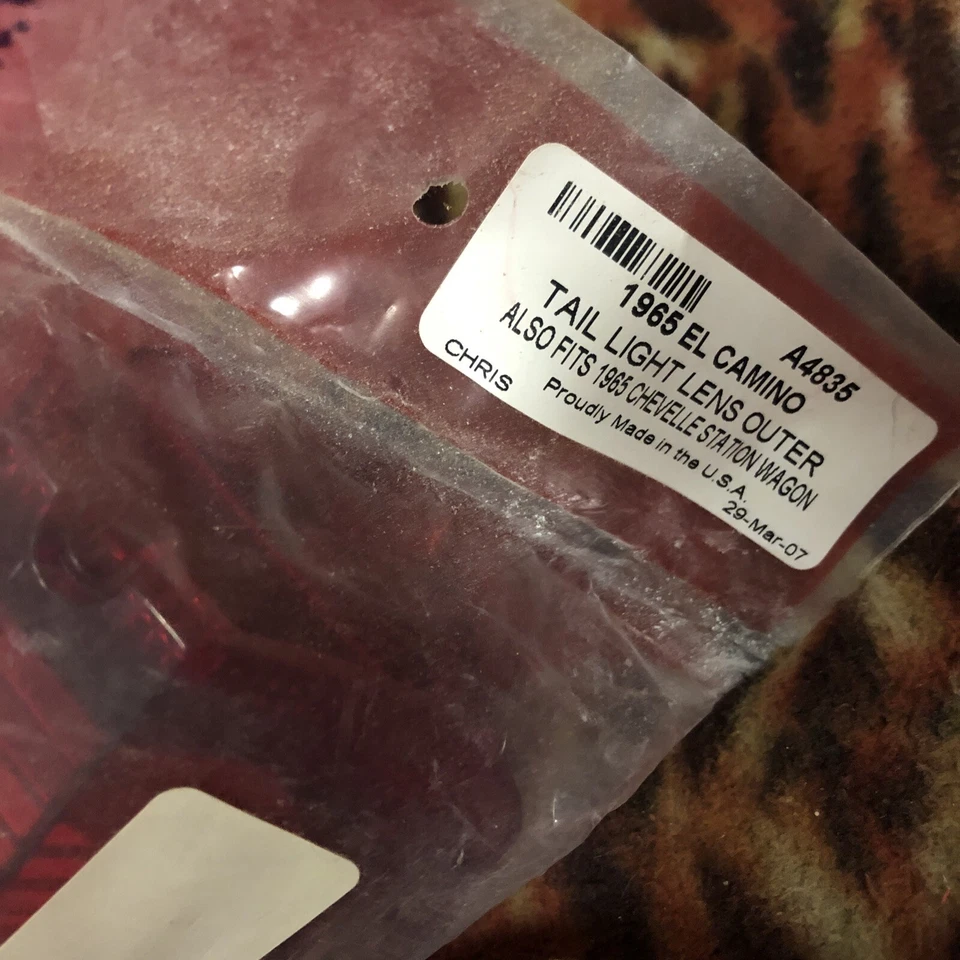 Lente de luz trasera El Camino 1965 exterior 65 par rojo piezas de restauración GM totalmente nueva Foto 2 de 4