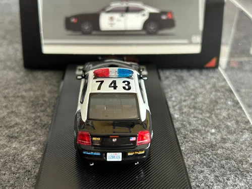Rollin 1:64 2008 LAPD Charger Police Muscle Model Diecast Metal Car - Picture 6 of 9