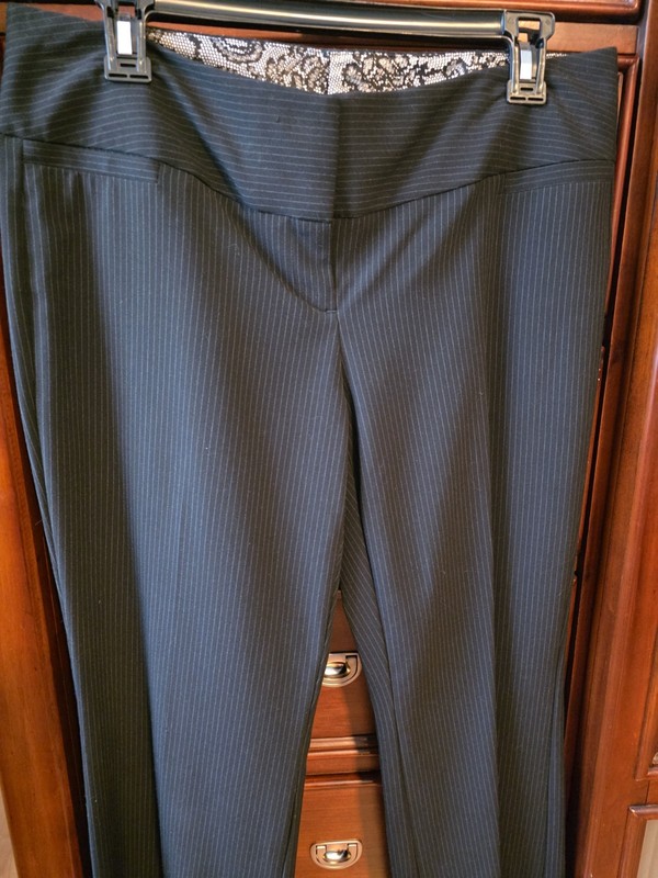 Metaphor Ladies Dress Pants Pinstripe Modern Bootcut 8S NWOT