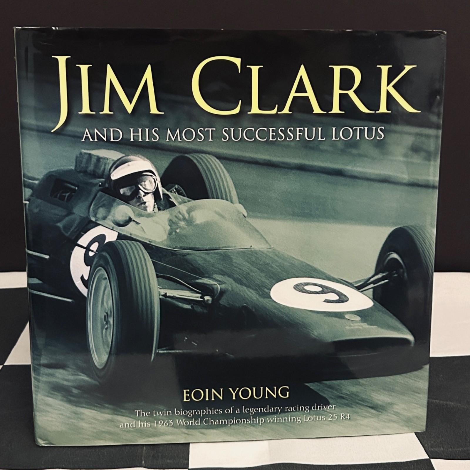 JIM CLARK AND HIS MOST SUCCESSFUL LOTUS BOOK TEAM LOTUS 25 F1 1963 GP CHAPMAN