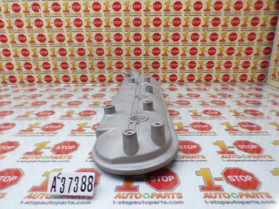GMC SIERRA 1500 2009-2013 cubierta de válvula de motor 12642655 OEM Foto 4 de 4
