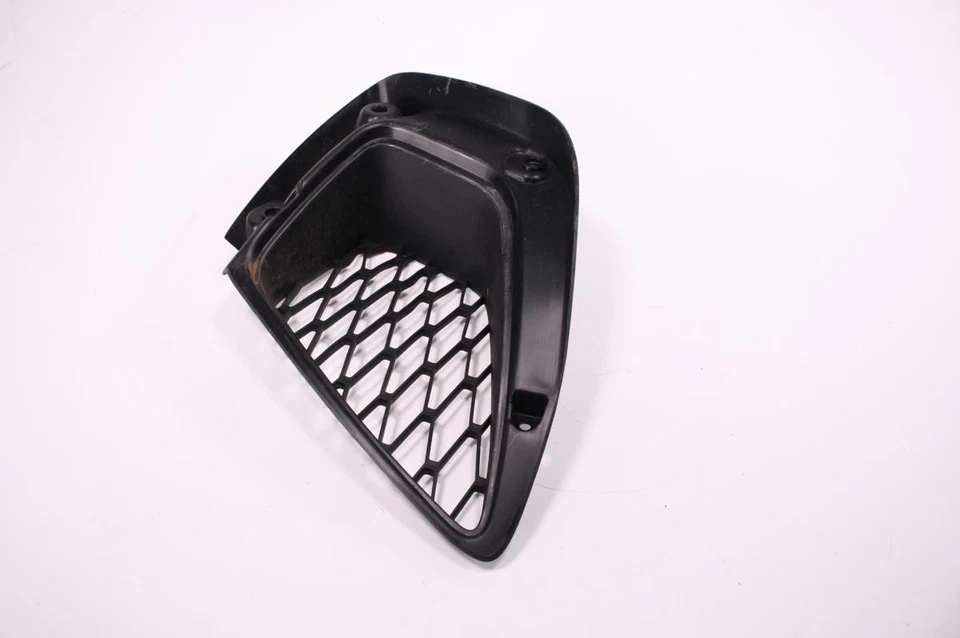 13 Triumph Trophy 1200 SE правосторонний воздухозаборник воздуховод вентиляционная крышка капот обтекатель 230 - Изображение 2 из 4