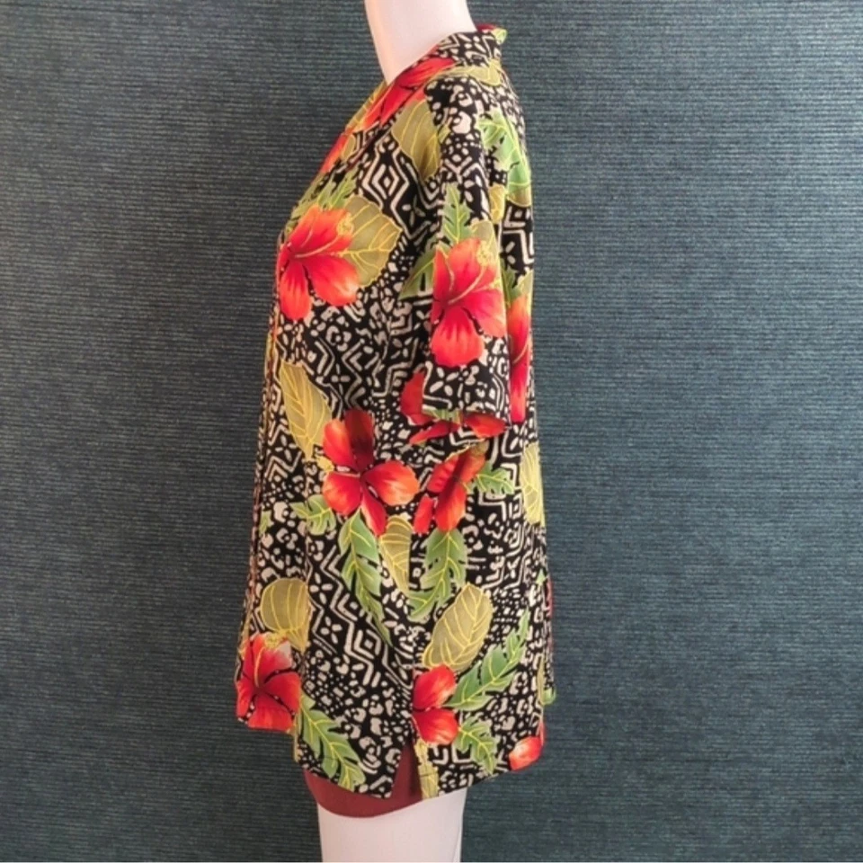 Blusa havaiana vintage anos 90 branca veado brilhante flor de hibisco/fundo preto - Imagem 3 de 4