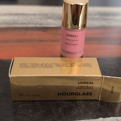 Hourglass Unreal Liquid Blush Flüssig-Blush Farbton Szene 10,4 ml