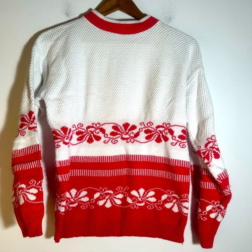 Diane von Furstenberg, Vintage Diane Von Furstenberg Knit Floral Sweater