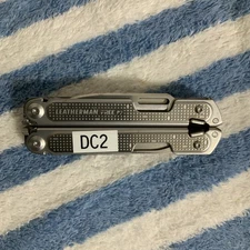 Leatherman FREE P2 Stainless Multi-Tool -DC2