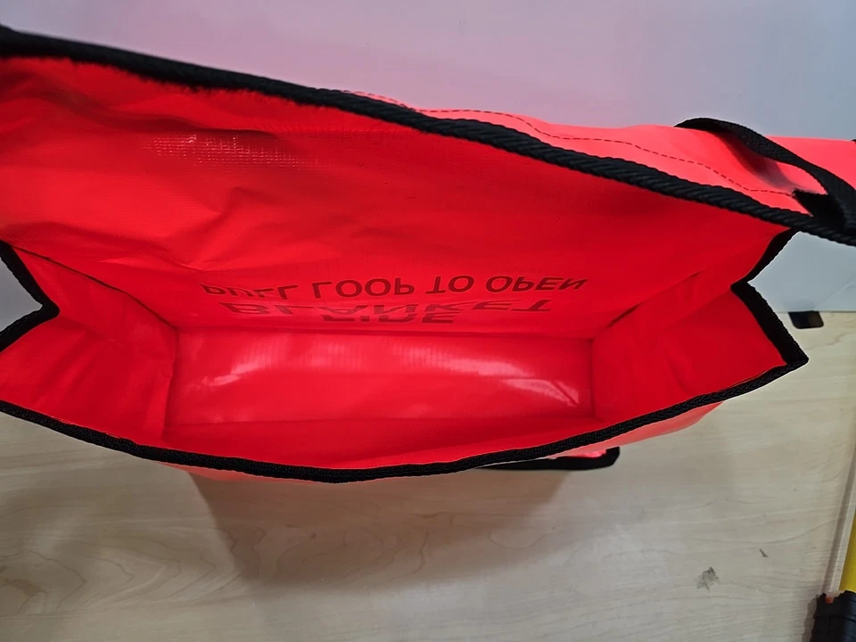 12 Vinyl Wall Mount Case Fire Blanket Quick Access Pull Emergency Bag Heavy NEW - Image 3 of 4