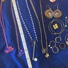 jewelry lot Unbranded Necklaces, Rings, Earring, Bracelets, Hair Clips. — photo 4