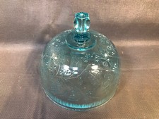 Ancienne cloche à fromage en verre sculpté bleu vintage déco cuisine années 1950