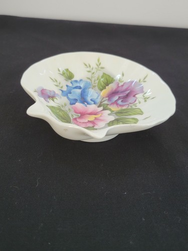 Vintage Royal Stafford Victoria's Secret Porcelain Clam Shell Trinket Dish Pink - Picture 6 of 10