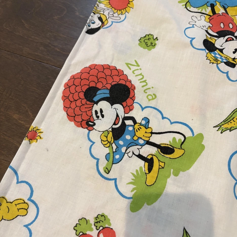 Funda de Almohada Disney Vintage Halloween Granjero Mickey Donald Margarita Jardín Años 70 Años 80 Foto 4 de 4