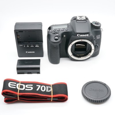 Canon CANON EOS 70D body shutter count 6895 Comes with a desirable genuine stra