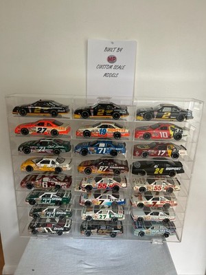 revell/monogram amt/ertl nascar models 1/24 /125 scale / with display case