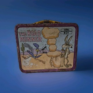 Vintage 1970 Road Runner lunchbox