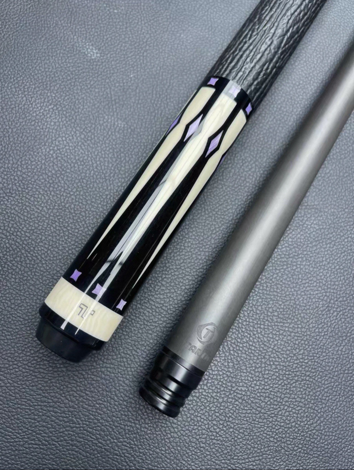 Tarik Light Shadow Series Pool Cue – Carbon Tube + Abalone/Inlay Forearm