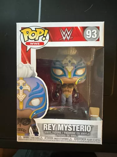 Funko Pop! 93 WWE Rey Mysterio Glow-In-the-Dark Amazon Exclusive