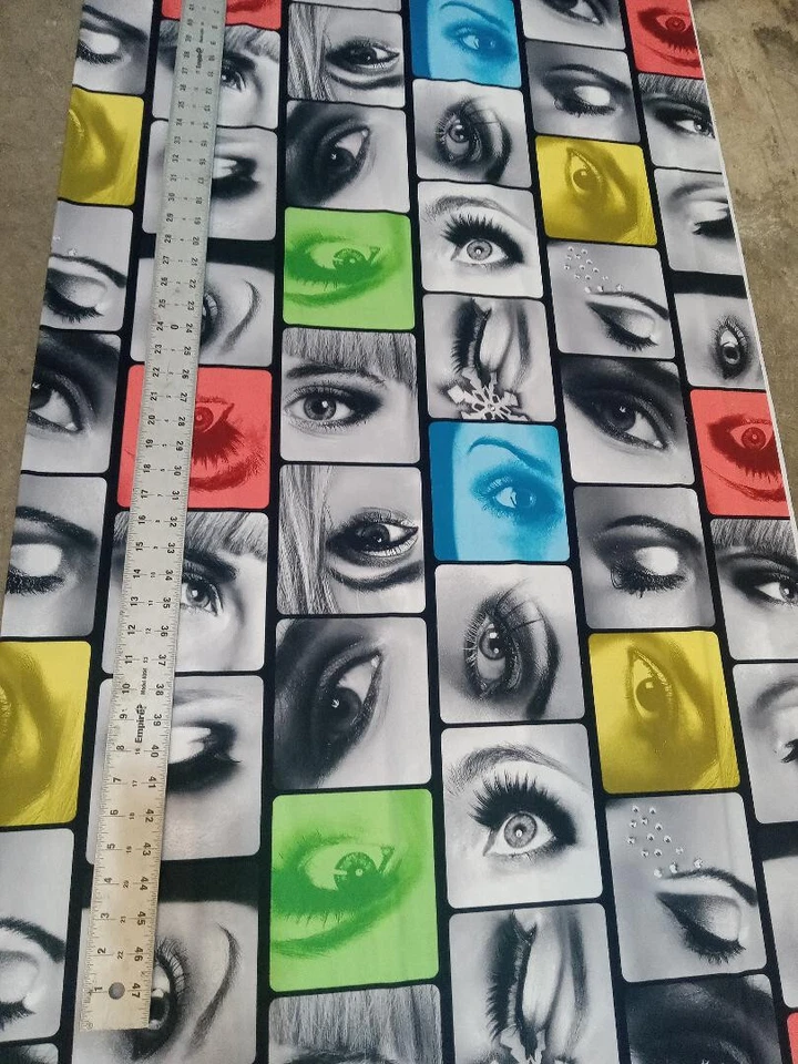 Tela tejida de polietileno cepillado doble estampado gráfico de ojos por yarda, 58"" de ancho Foto 3 de 3