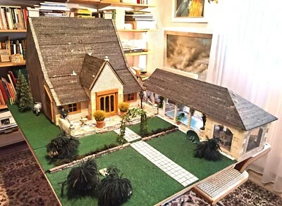 Exklusives Puppenhaus, Unikat, Eigenbau - Bild 1 von 4